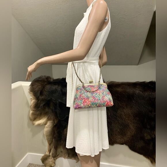 Handmade Genuine Leather Floral Print Kisslock Top Handle bag & Small Purse Set - Picture 9 of 16